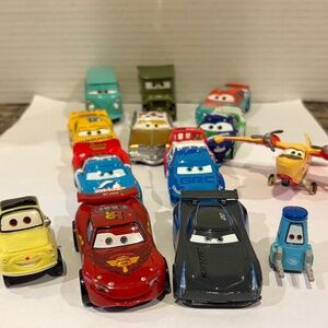 Disney Cars (cars 12  and 1 plane )